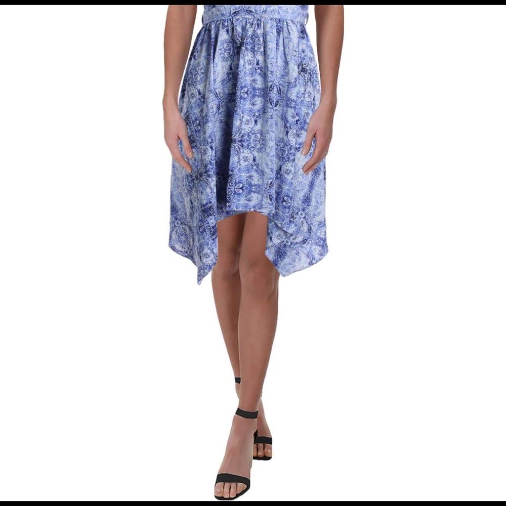 AQUA Dress Blue Paisley S/L Handkerchief hem NWT S - Picture 3 of 13